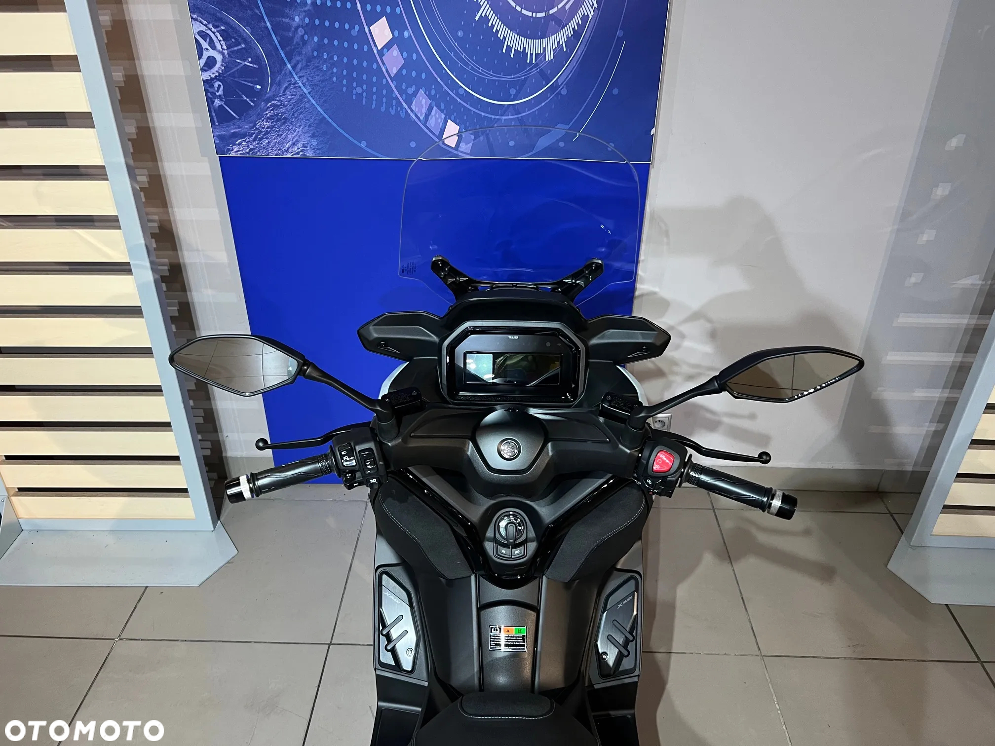 Yamaha X-max - 7