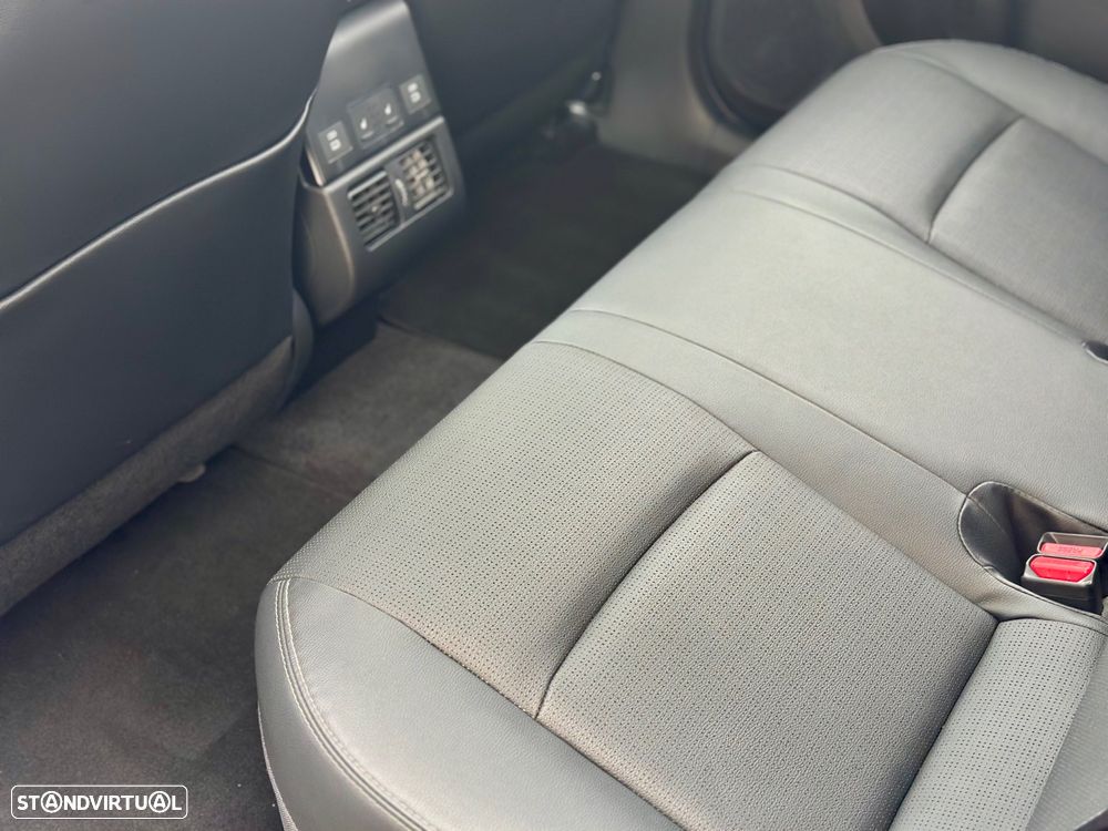 Toyota bZ4X 71,4 kWh Exclusive Limited - 17