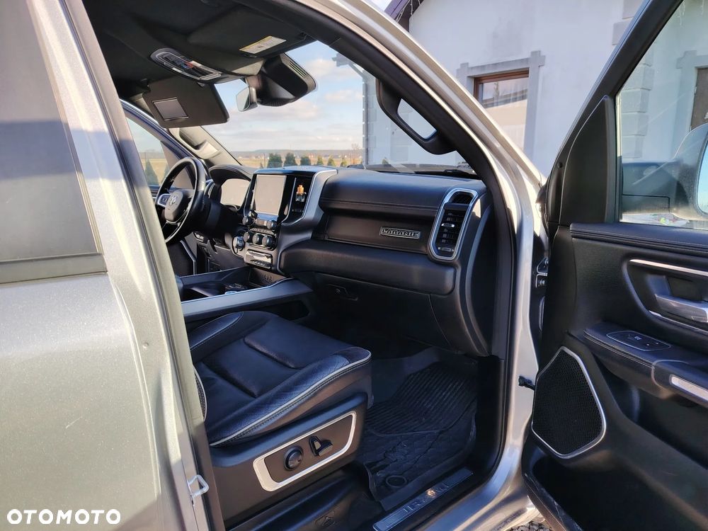 RAM 1500 5.7 Crew Cab Laramie - 14