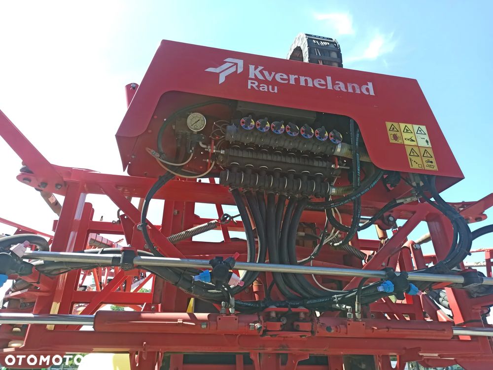 Kverneland Ikarus 3800 - 7