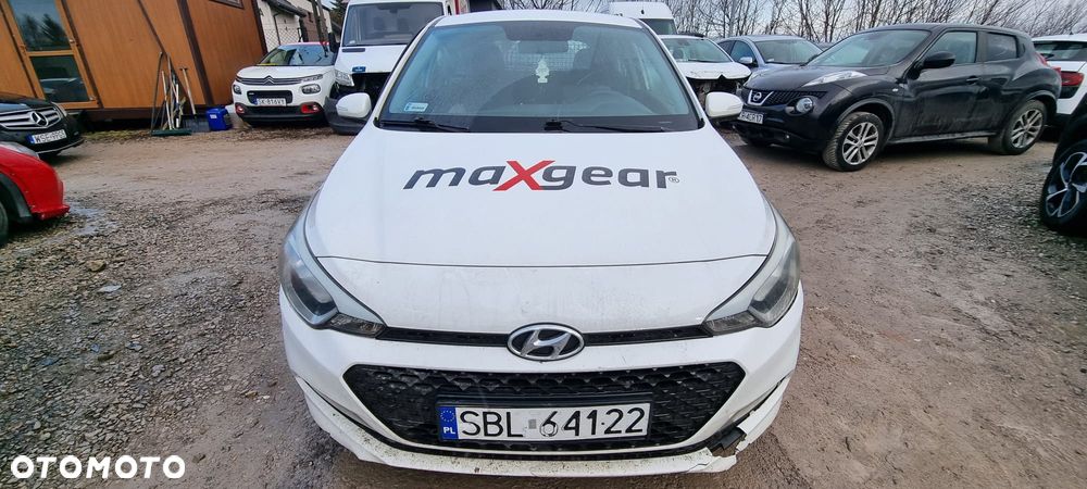 Hyundai i20 - 10