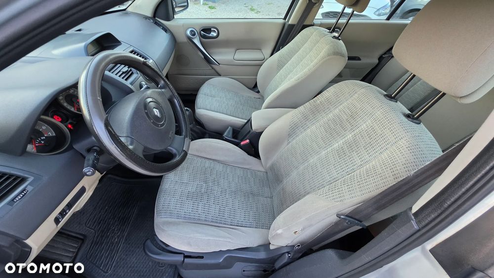 Renault Megane 1.6 16V Confort Expression - 20