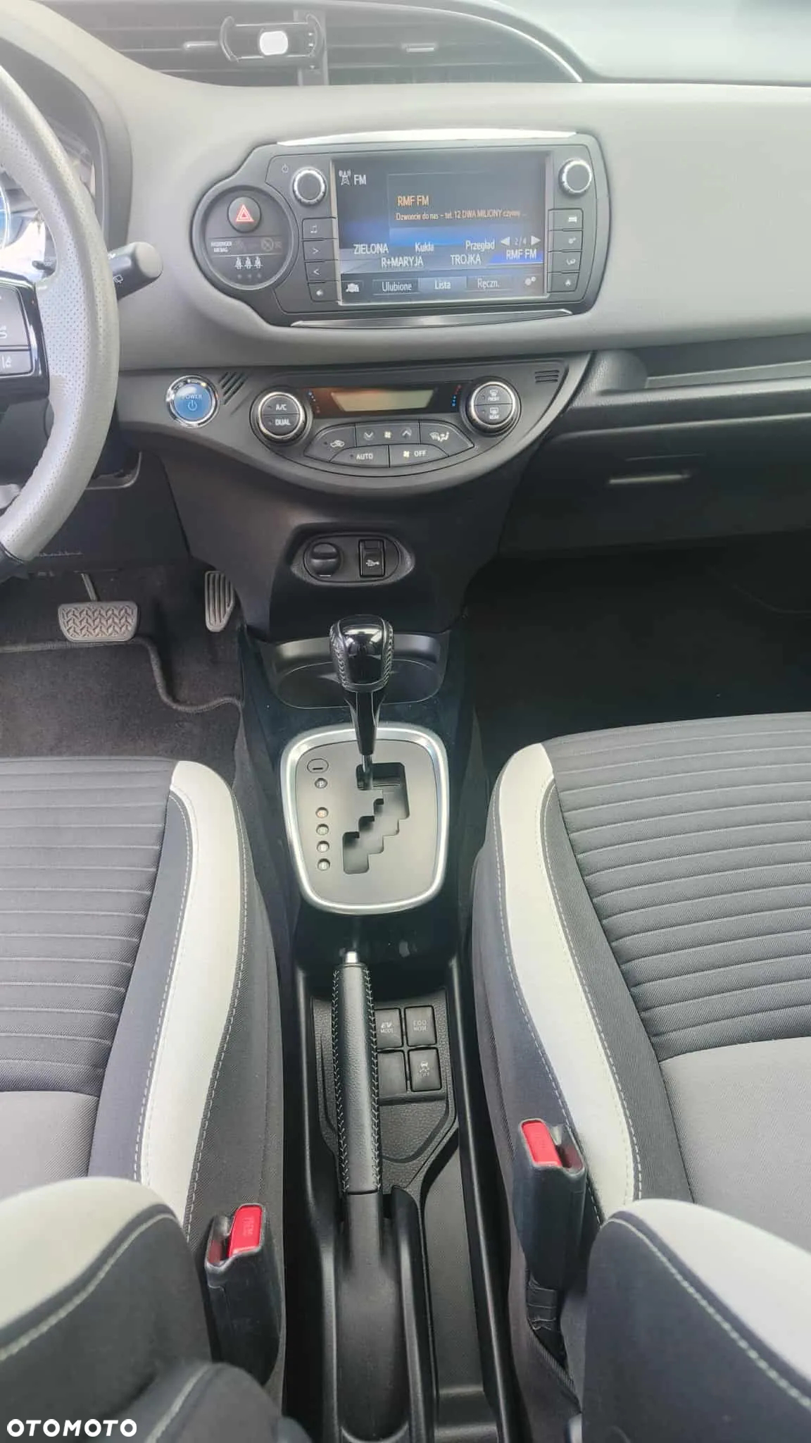 Toyota Yaris - 5