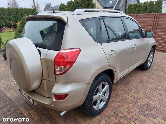 Toyota RAV4 2.0 VVT-i Premium - 3