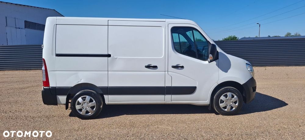 Nissan NV400 - 10