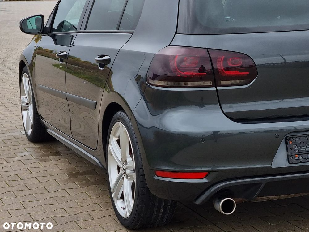 Volkswagen Golf 2.0 GTI - 14