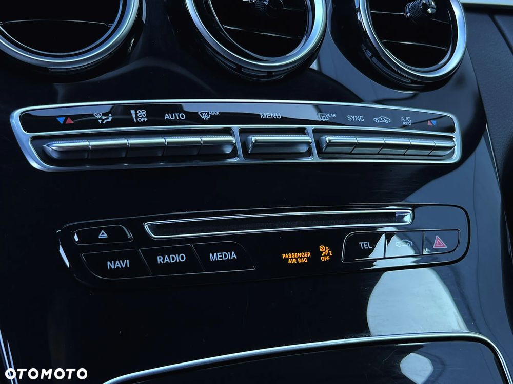 Mercedes-Benz Klasa C 200 (BlueTEC) d T 7G-TRONIC - 34