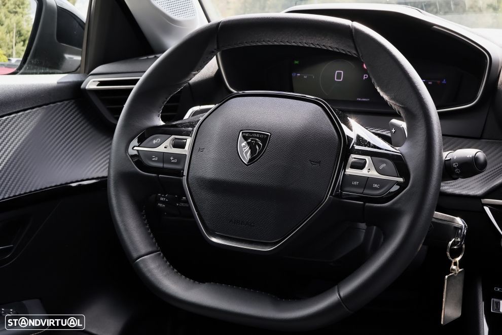 Peugeot 208 1.2 Hybrid Allure e-DCS6 - 7