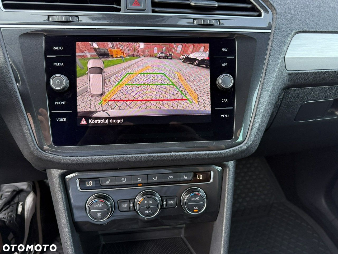 Volkswagen Tiguan - 20