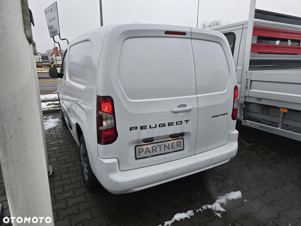 Peugeot Partner Van - 6