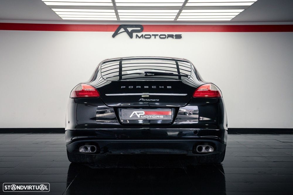 Porsche Panamera Standard - 11