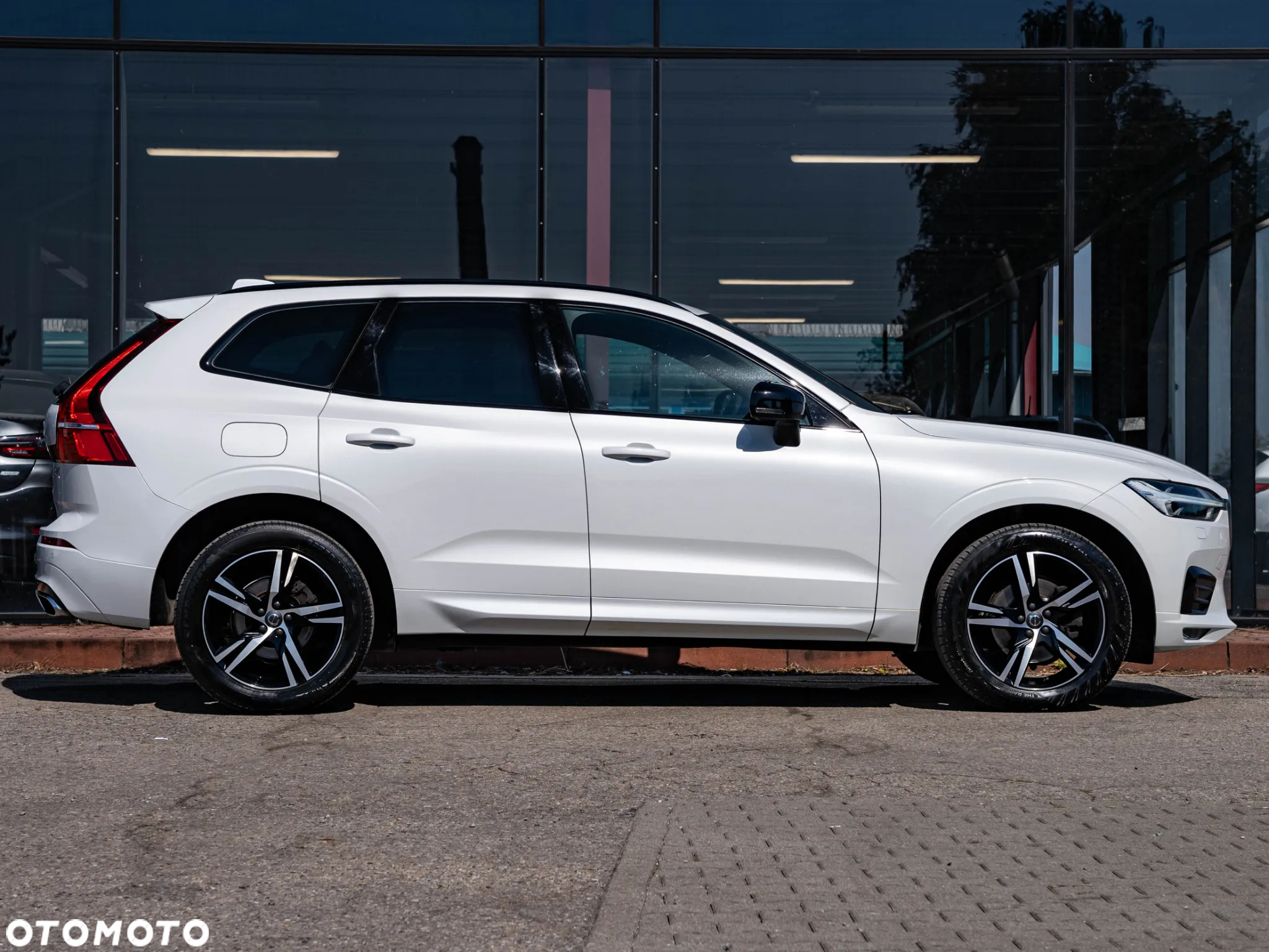 Volvo XC 60 D4 Geartronic RDesign - 16