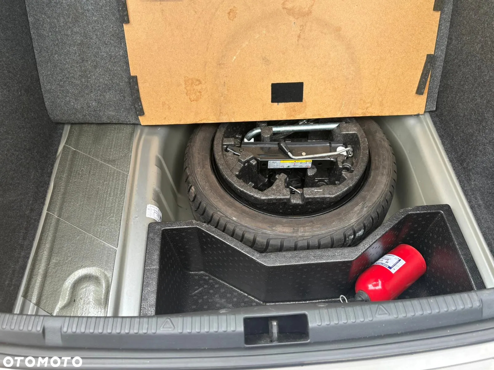 Skoda RAPID 1.2 TSI Ambition - 16