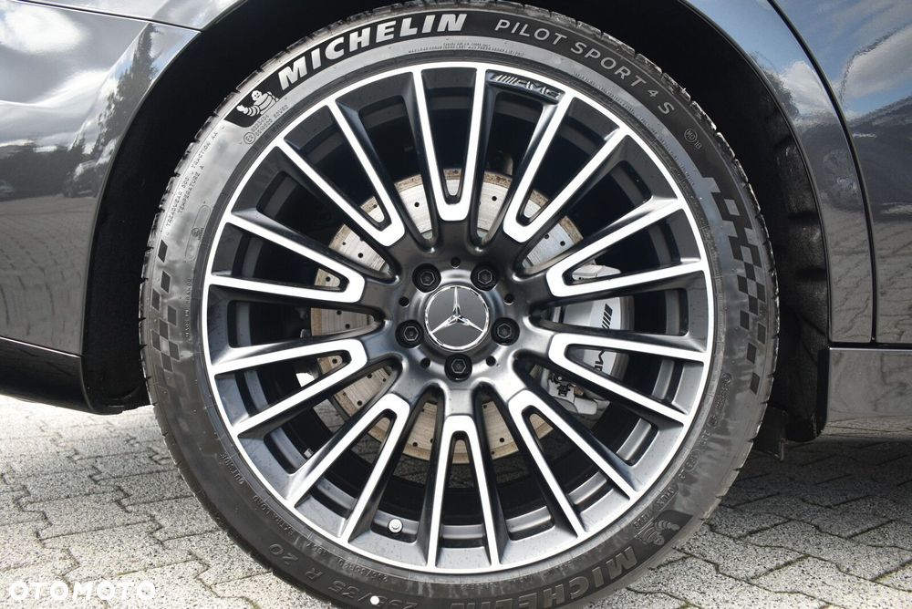 Mercedes-Benz Klasa E - 12