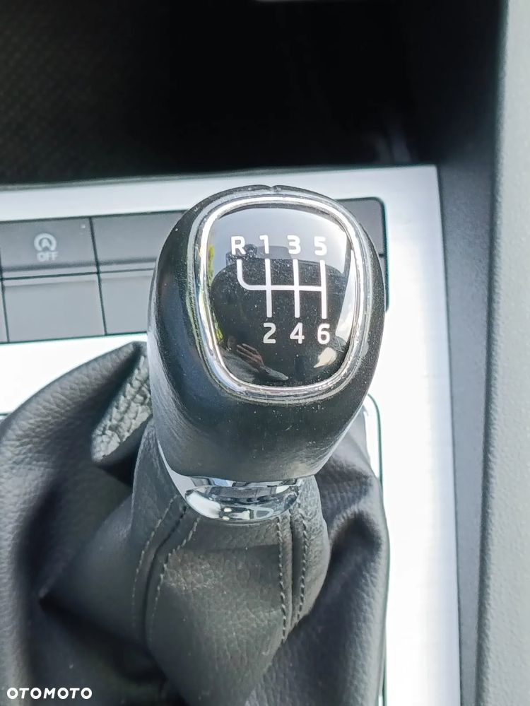 Skoda Octavia 2.0 TDI Ambition - 26