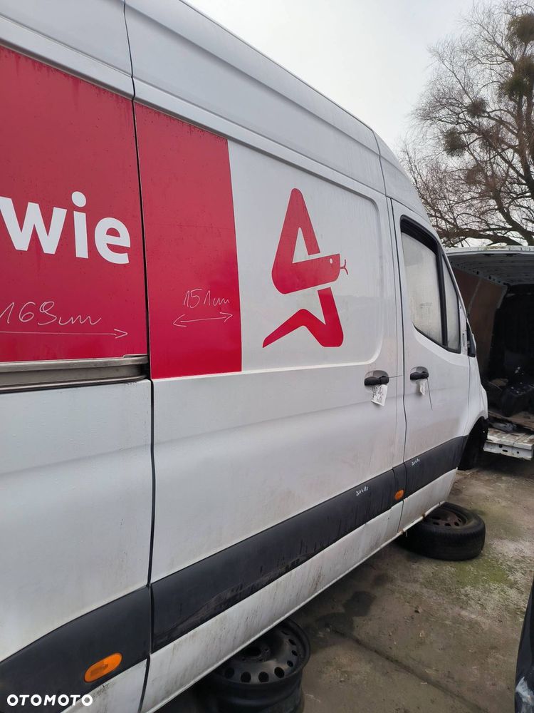 DRZWI PRZESUWNE PRAWE MERCDES-BENZ SPRINTER W907 314CDI - 6