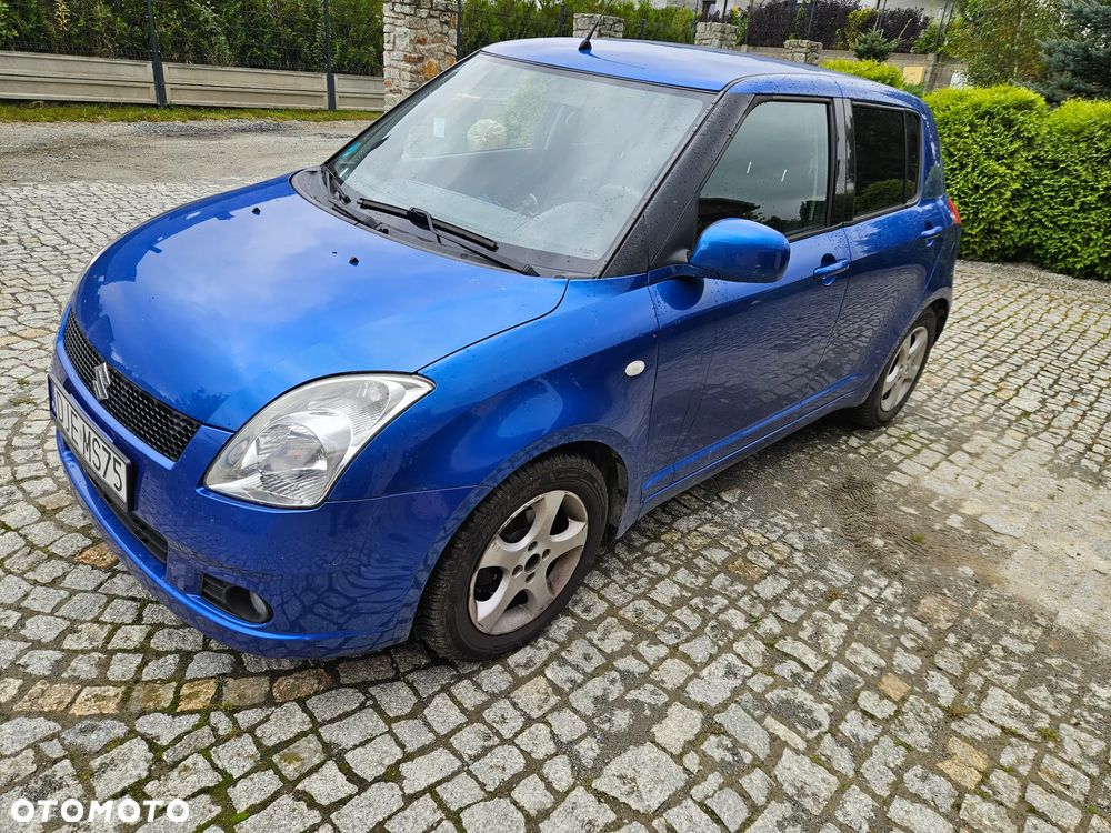 Suzuki Swift - 2