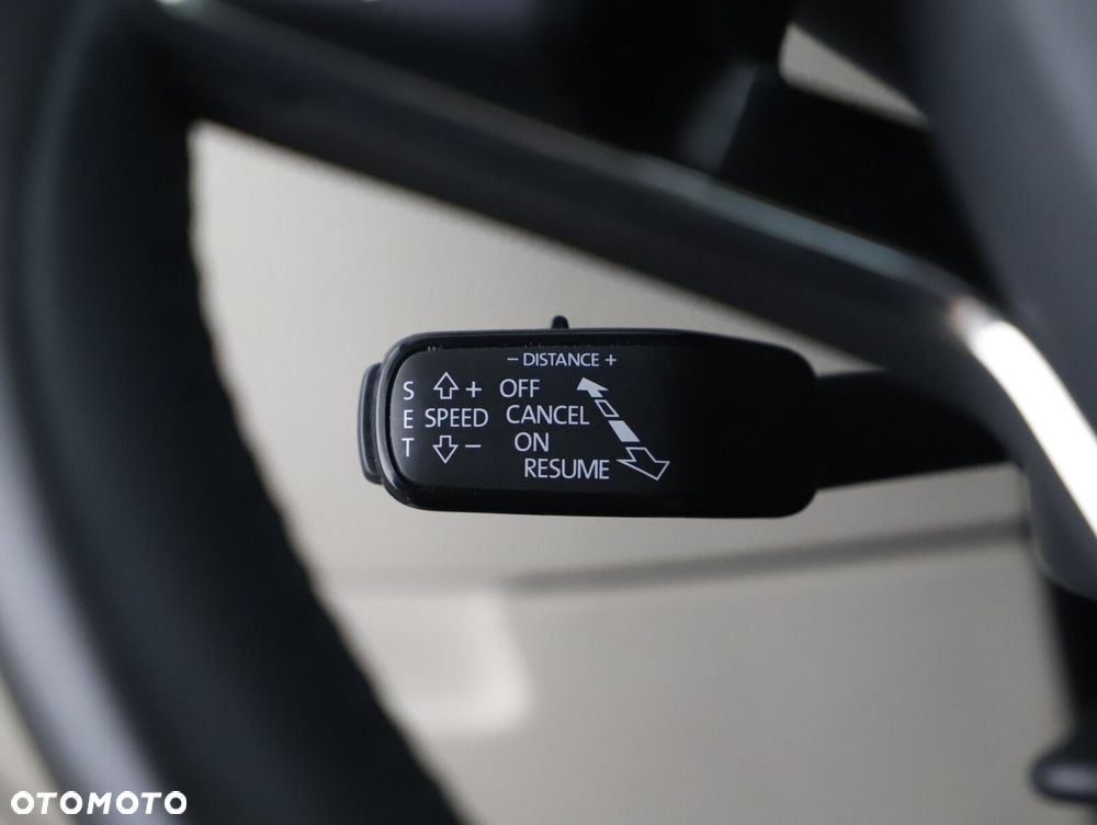 Skoda Superb 2.0 TDI SCR L&K DSG - 22