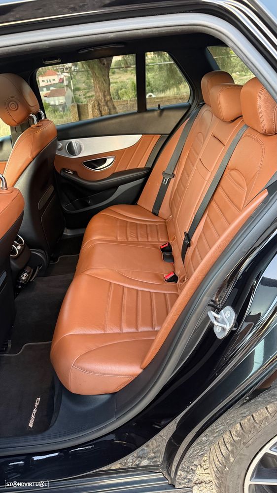 Mercedes-Benz C 300 d AMG Line - 11