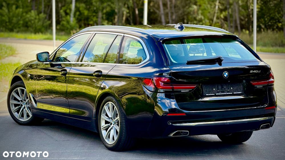 BMW Seria 5 540d xDrive mHEV Luxury Line - 17