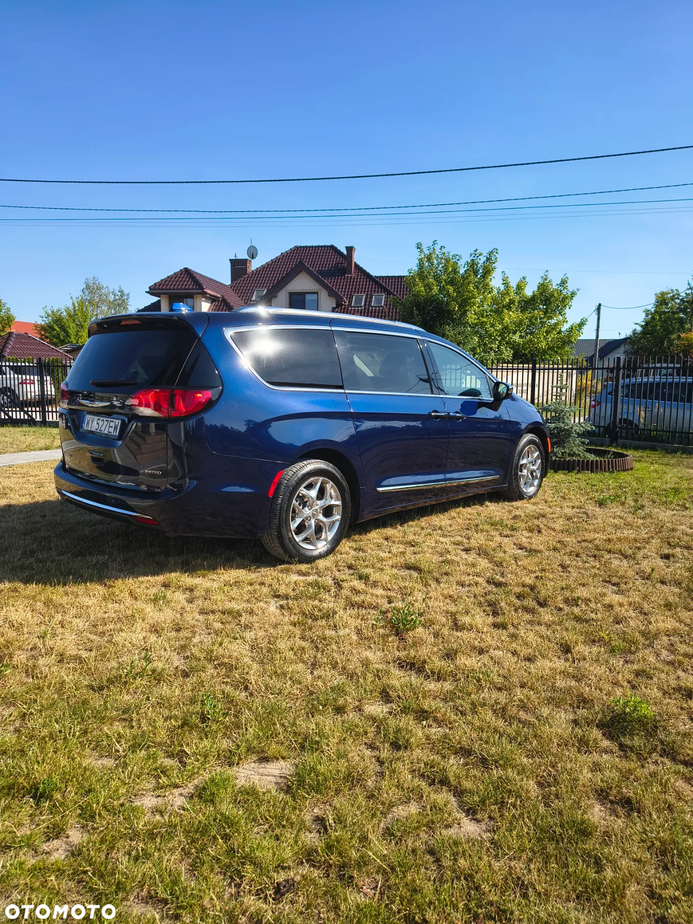 Chrysler Pacifica - 7