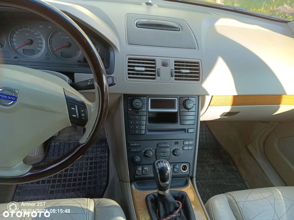 Volvo XC 90 - 8