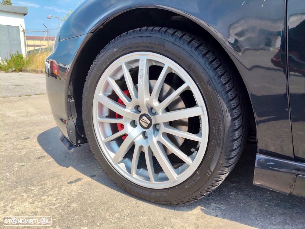 SEAT Leon 1.9 TDI Top Sport - 42