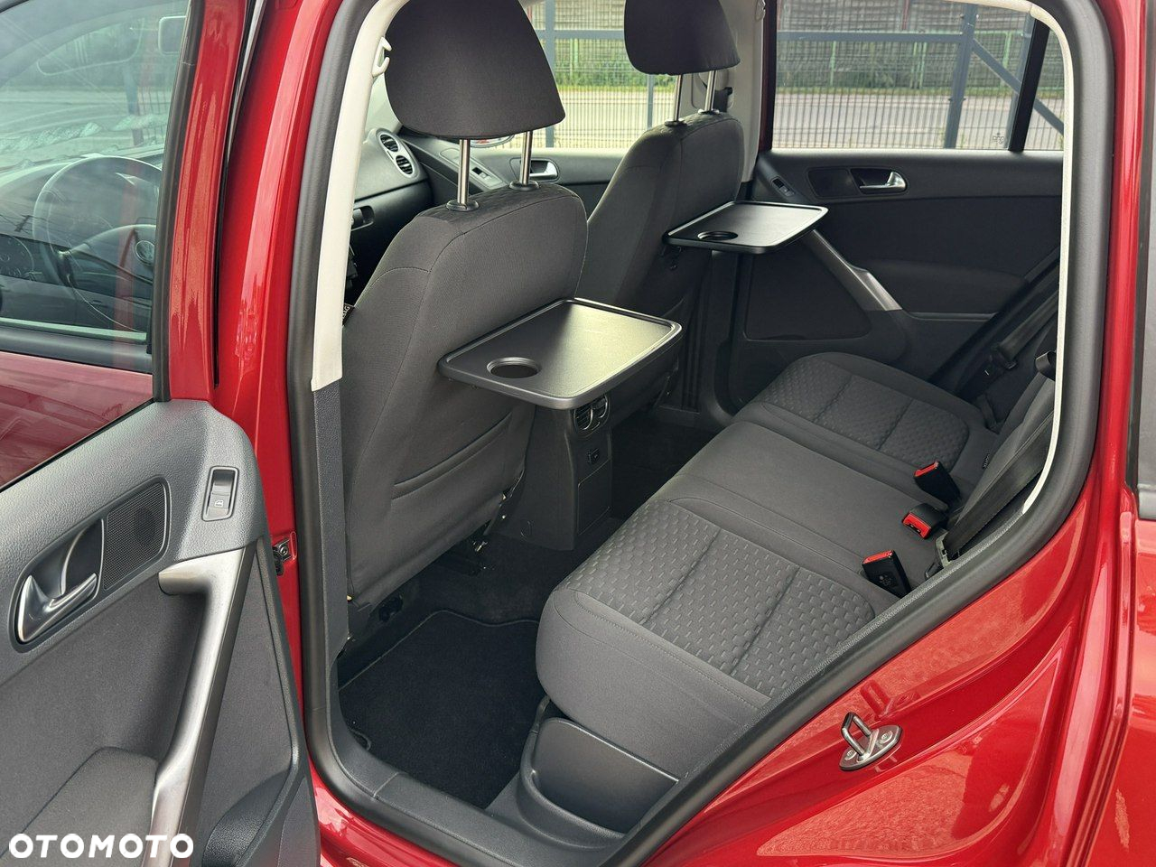 Volkswagen Tiguan - 27