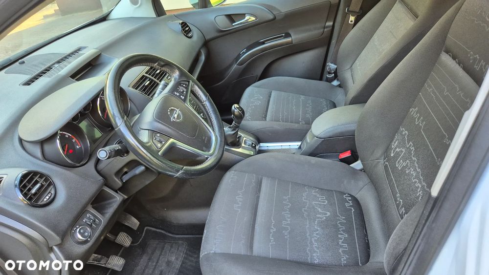 Opel Meriva - 8