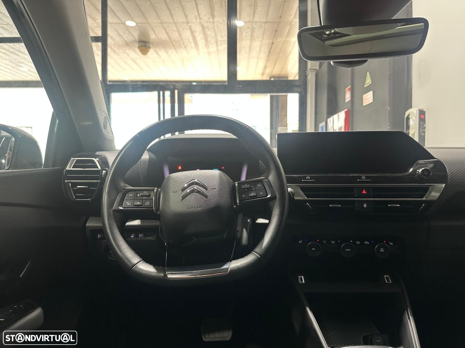 Citroën e-C4 50 kWh Shine - 25