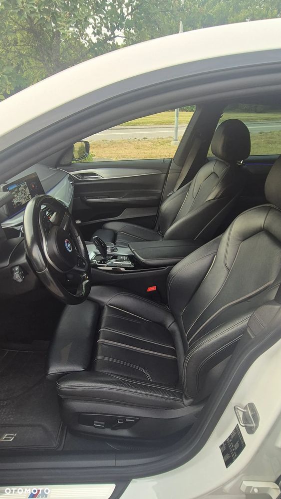BMW 6GT 630i - 17
