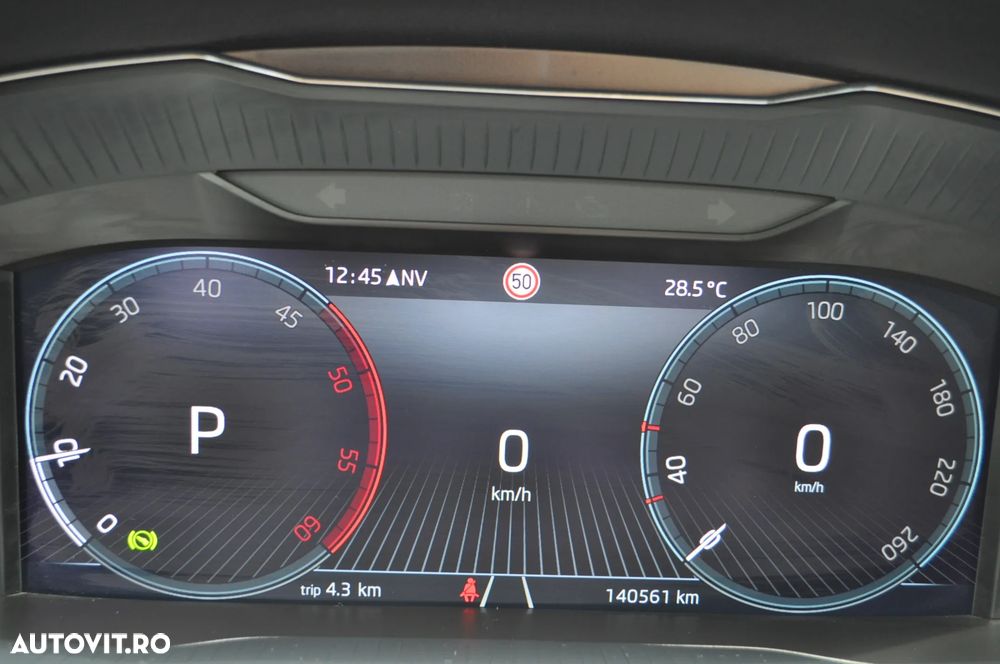 Skoda Superb 2.0 TDI DSG Style - 30