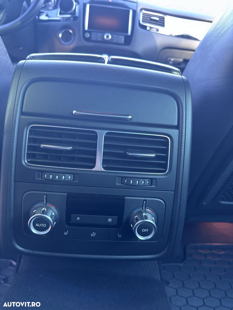 Volkswagen Touareg - 14