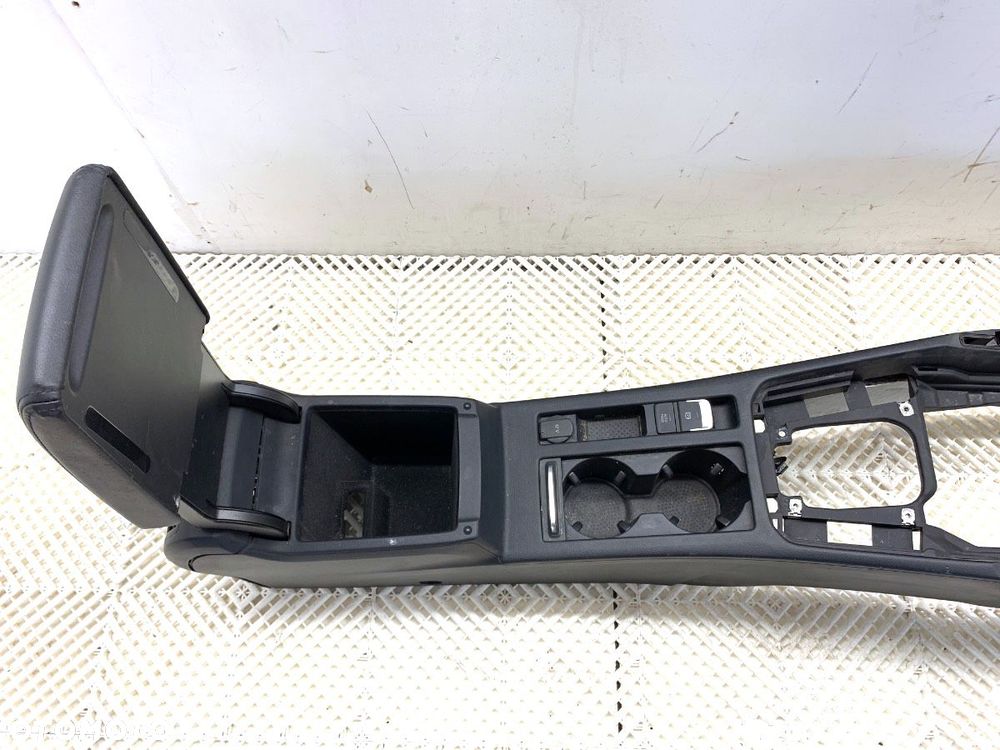 TUNEL ŚRODKOWY  VW PASSAT B8 (3G2, CB2) 2014 - 2022 2.0 TSI 4motion 206 kW [280 KM] benzyna 2015 - - 5