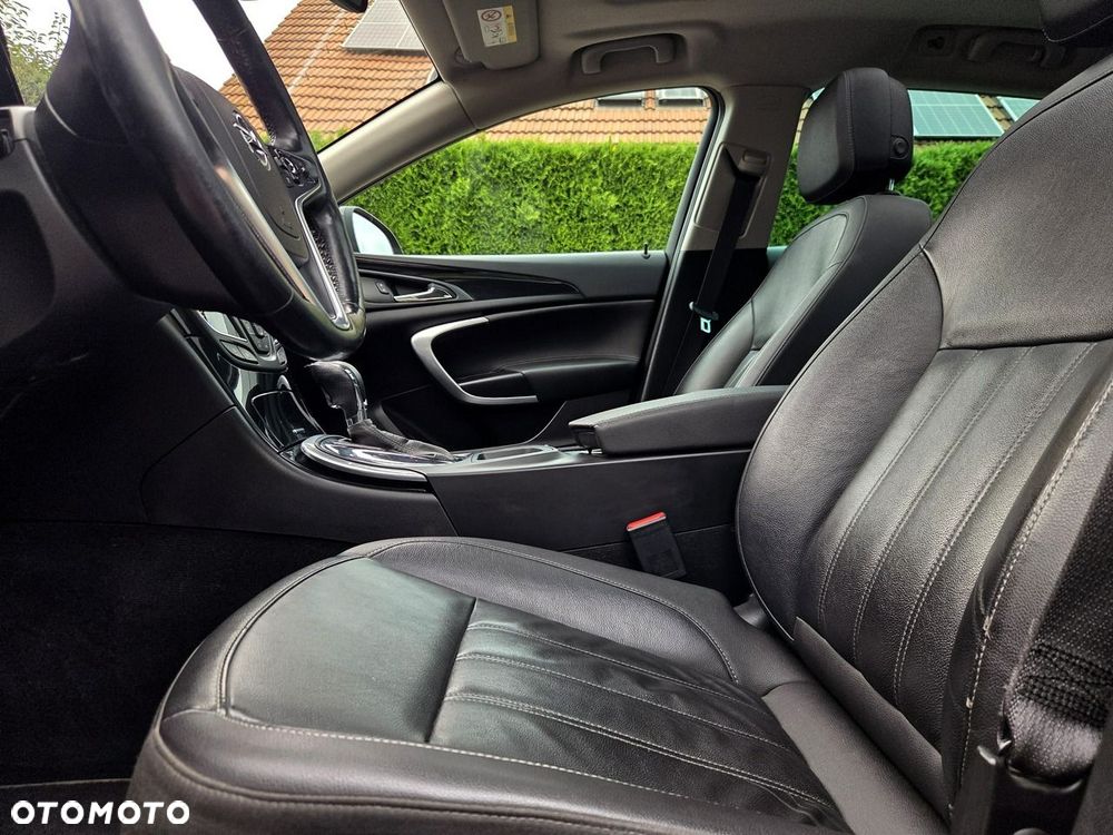 Opel Insignia 1.6 T Cosmo S&S EU6 - 9