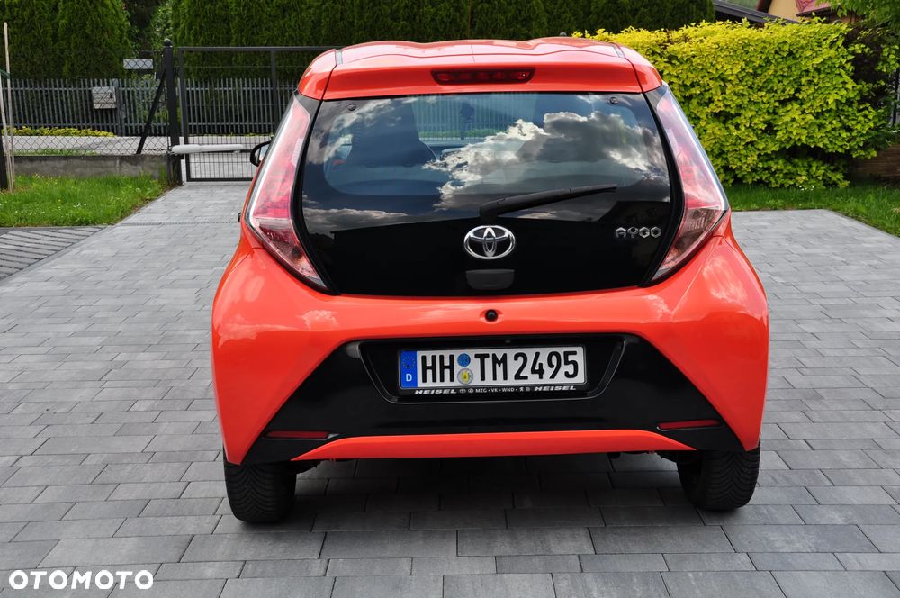 Toyota Aygo x-cite - 15
