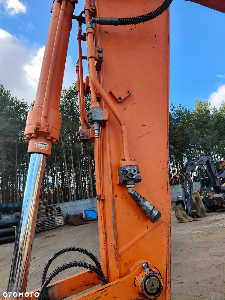 Doosan DX140 - 17