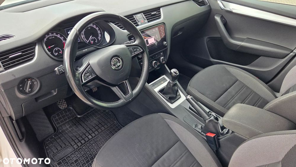 Skoda Octavia 1.6 TDI SCR Ambition - 16