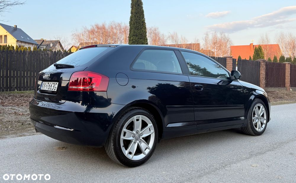 Audi A3 3-drzwiowe 1.6 TDI DPF Ambition - 7
