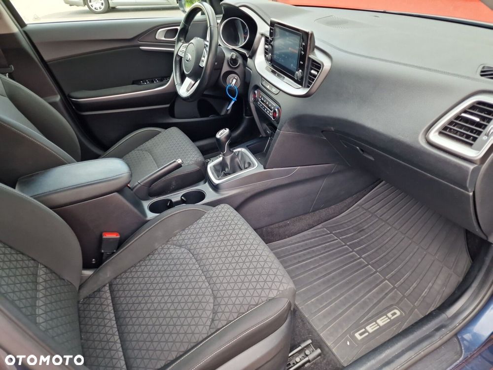 Kia Ceed 1.0 T-GDI M - 14