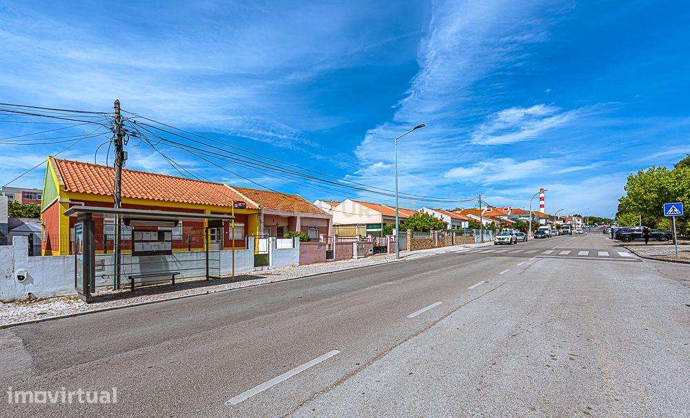 Moradia T3 com Lote Generoso | Setúbal - Grande imagem: 2/23