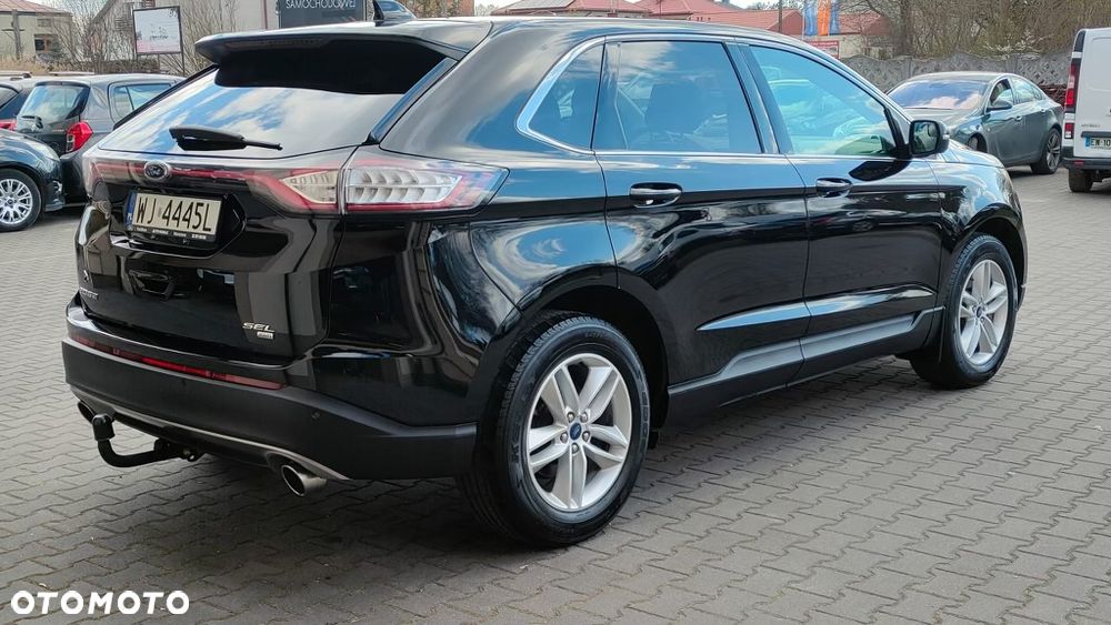 Ford Edge - 4