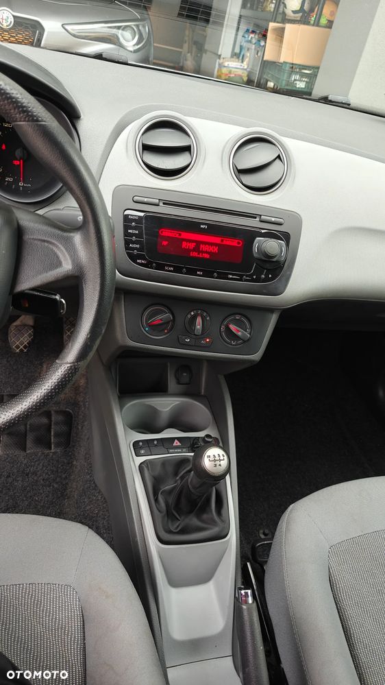 Seat Ibiza SC 1.4 16V Reference - 8