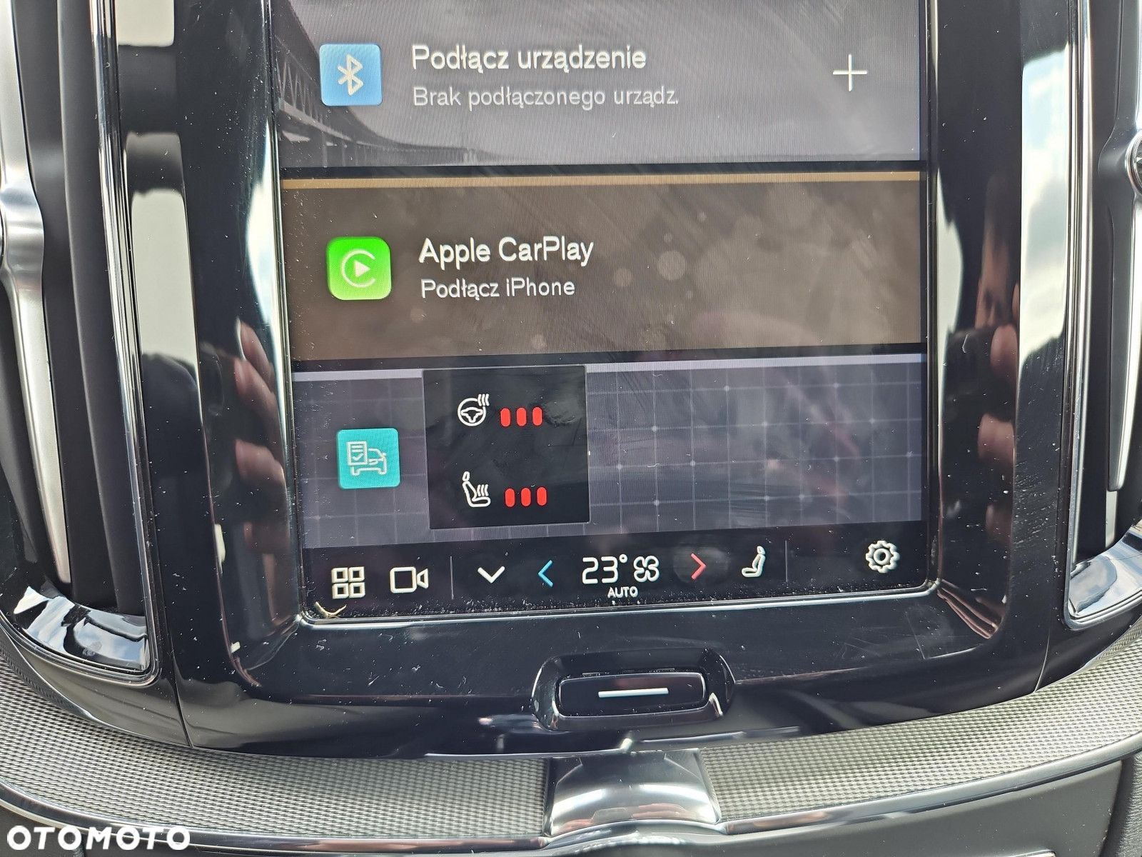 Volvo XC 60 B4 B Plus Dark - 24