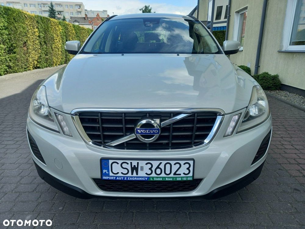 Volvo XC 60 DRIVe Momentum - 13