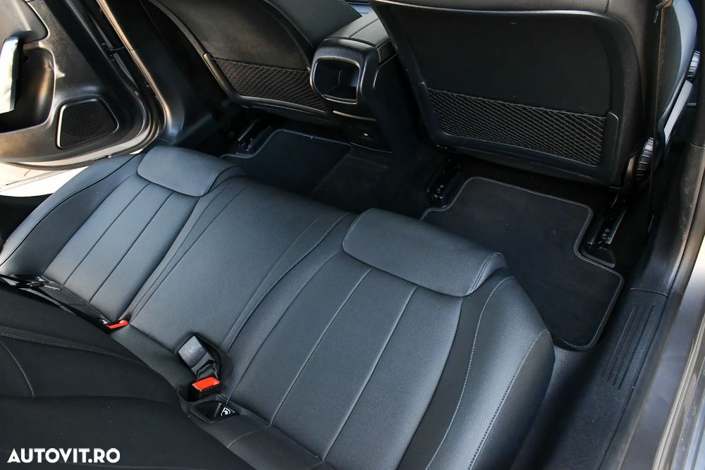 Mercedes-Benz A 180 d Sedan 8G-DCT - 30