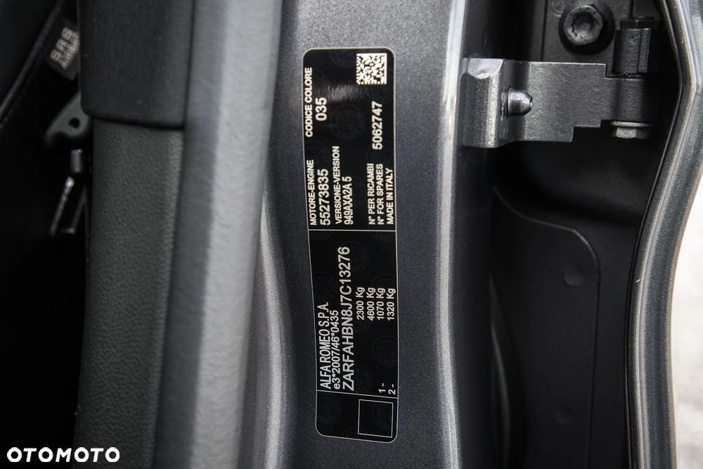 Alfa Romeo Stelvio 2.0 Turbo 16V AT8-Q4 Super - 33