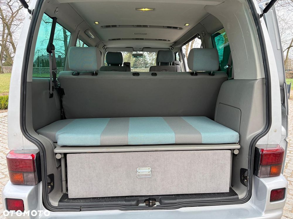 Volkswagen Multivan Standard - 12