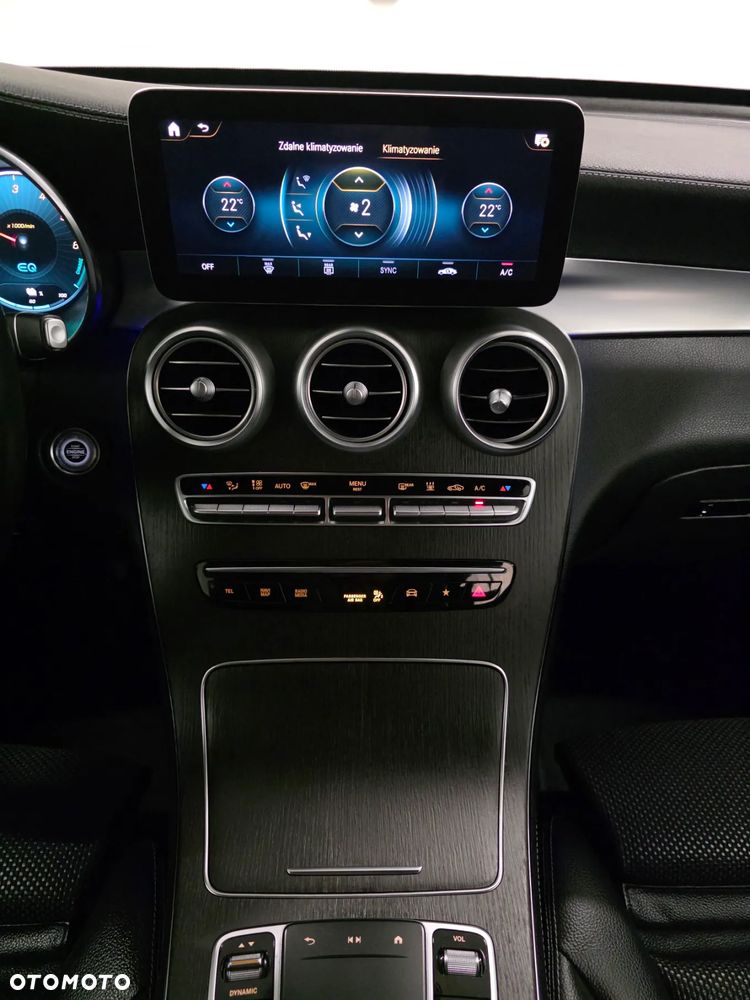 Mercedes-Benz GLC 300 de 4Matic 9G-TRONIC AMG Line Plus - 11
