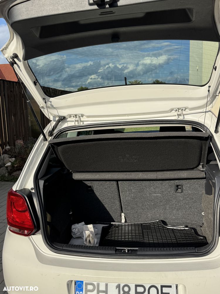 Volkswagen Polo - 10